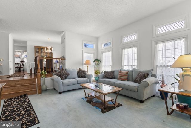 2212 CHERRY LEAF LN, Silver Spring, MD 20906