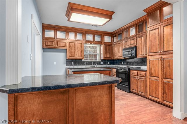 2201 Carthage Drive, Fort Smith, AR 72901