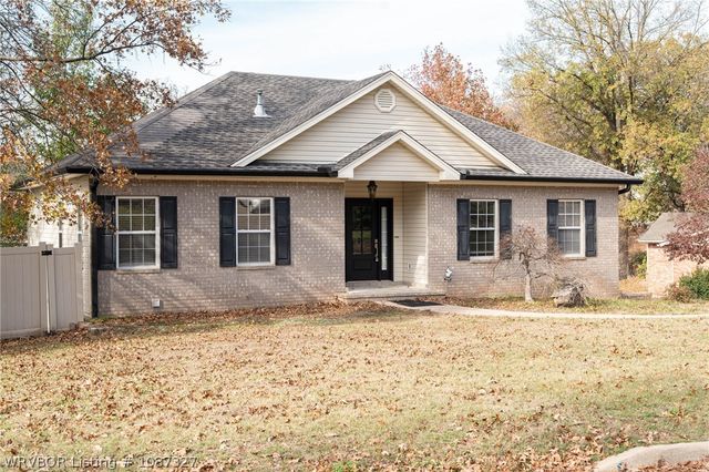 2201 Carthage Drive, Fort Smith, AR 72901