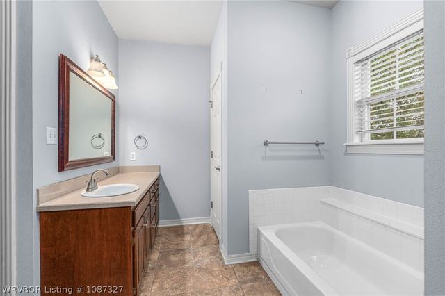 2201 Carthage Drive, Fort Smith, AR 72901