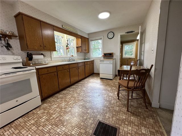 4018 Highland Avenue, Great Valley, NY 14779