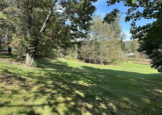 4018 Highland Avenue, Great Valley, NY 14779