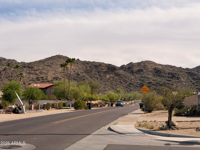 1919 E GARY Way, Phoenix, AZ 85042