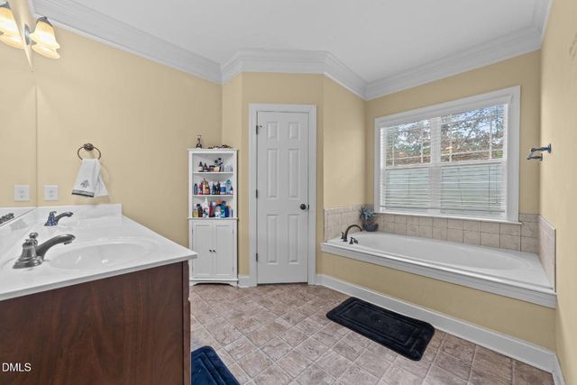 37 Roasted Nut Lane, Smithfield, NC 27577