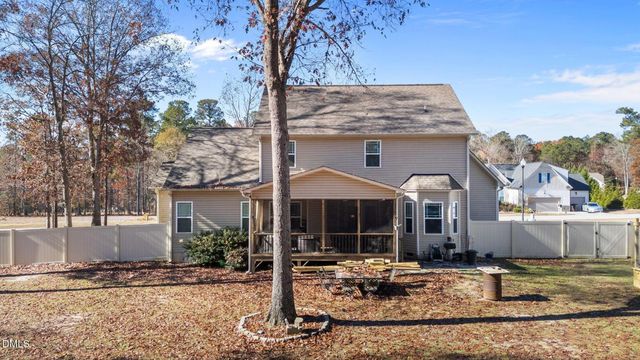 37 Roasted Nut Lane, Smithfield, NC 27577