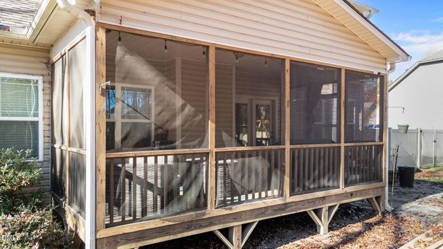 37 Roasted Nut Lane, Smithfield, NC 27577