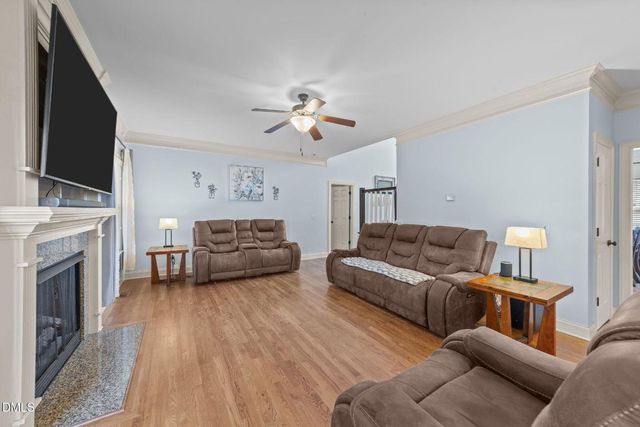 37 Roasted Nut Lane, Smithfield, NC 27577