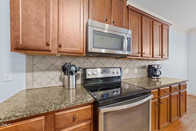 37 Roasted Nut Lane, Smithfield, NC 27577