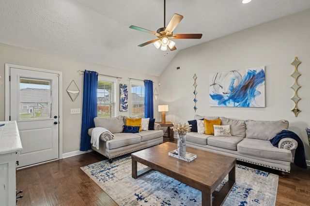 8041 Manchester Pike, Murfreesboro, TN 37127