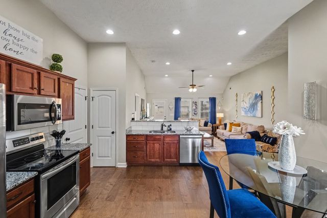 8041 Manchester Pike, Murfreesboro, TN 37127