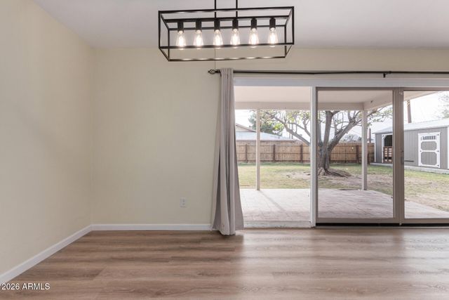 5733 W ROYAL PALM Road, Glendale, AZ 85302