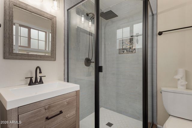 5733 W ROYAL PALM Road, Glendale, AZ 85302