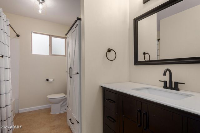 5733 W ROYAL PALM Road, Glendale, AZ 85302