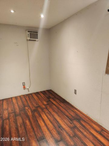 5733 W ROYAL PALM Road, Glendale, AZ 85302