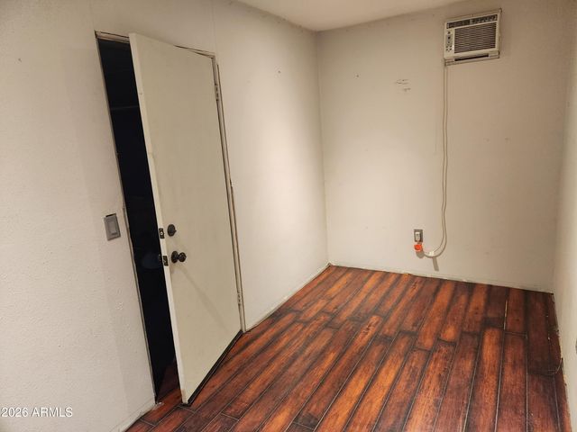 5733 W ROYAL PALM Road, Glendale, AZ 85302