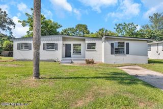 6903 MAYAPPLE Road, Jacksonville, FL 32211