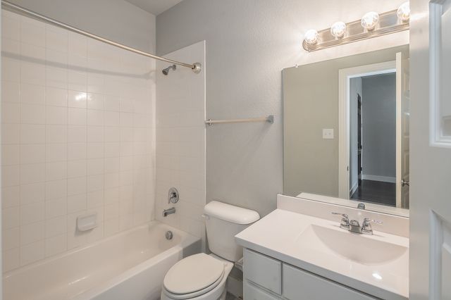 2044 Longbridge Road, Forney, TX 75126