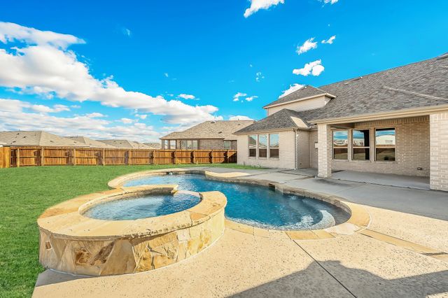 2044 Longbridge Road, Forney, TX 75126