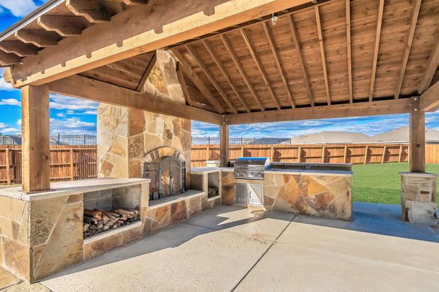 2044 Longbridge Road, Forney, TX 75126