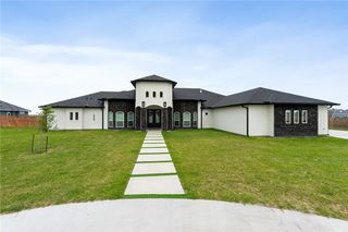 1366 Lion Heart Ct, Corpus Christi, TX 78415