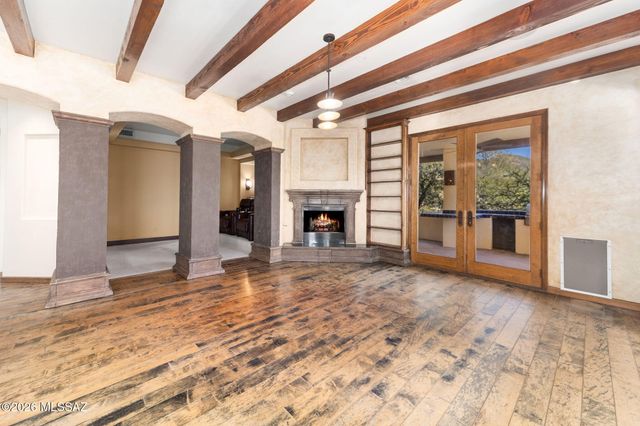 6400 N Nirvana Place, Tucson, AZ 85750