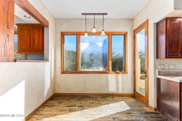 6400 N Nirvana Place, Tucson, AZ 85750