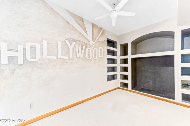 6400 N Nirvana Place, Tucson, AZ 85750