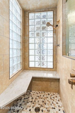 6400 N Nirvana Place, Tucson, AZ 85750