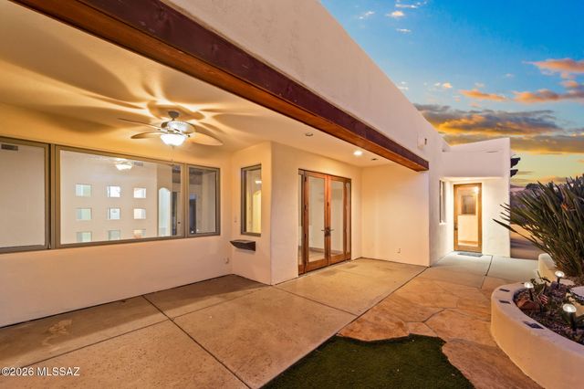 6400 N Nirvana Place, Tucson, AZ 85750