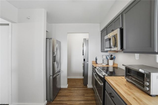 1912 E Ocean View Ave Apt A, Norfolk, VA 23503