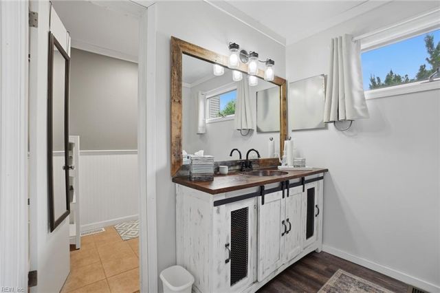 1912 E Ocean View Ave Apt A, Norfolk, VA 23503