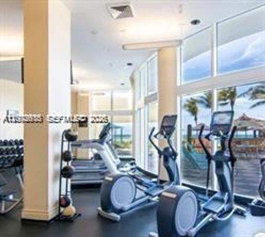 17375 Collins Avenue 1404, Sunny Isles Beach, FL 33160