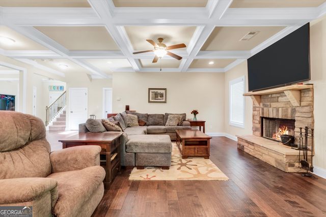 231 Homestead Circle, Forsyth, GA 31029