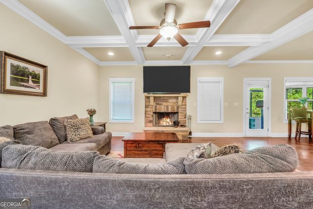 231 Homestead Circle, Forsyth, GA 31029