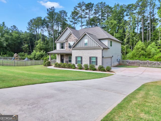 231 Homestead Circle, Forsyth, GA 31029