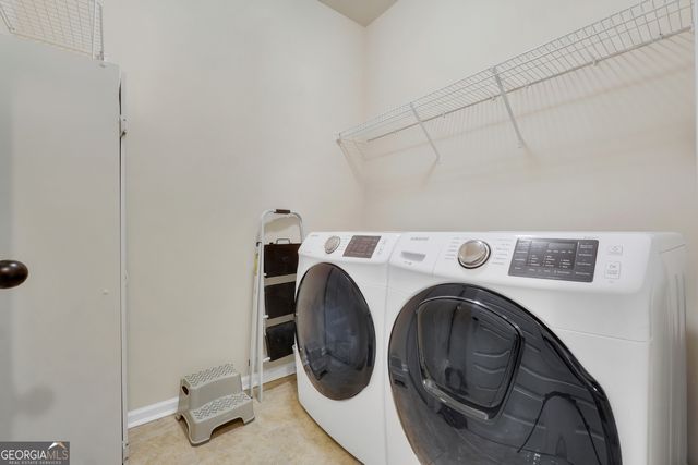 231 Homestead Circle, Forsyth, GA 31029