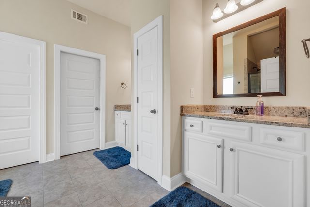 231 Homestead Circle, Forsyth, GA 31029