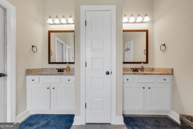 231 Homestead Circle, Forsyth, GA 31029