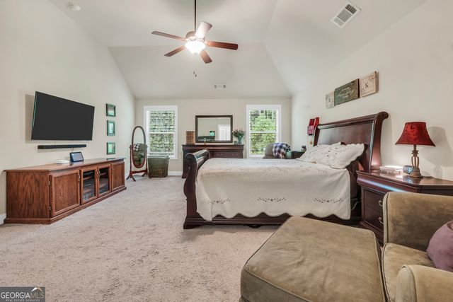 231 Homestead Circle, Forsyth, GA 31029