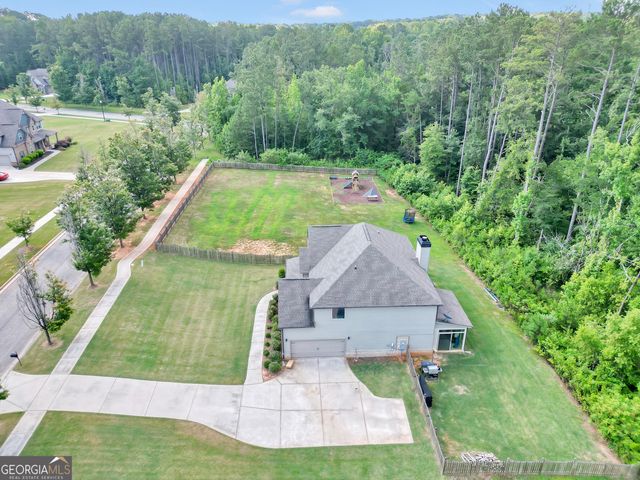 231 Homestead Circle, Forsyth, GA 31029