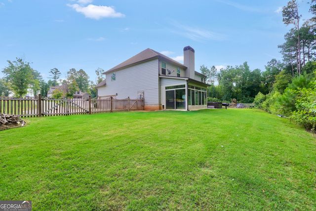 231 Homestead Circle, Forsyth, GA 31029