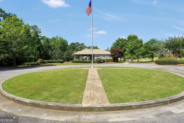 231 Homestead Circle, Forsyth, GA 31029