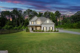 231 Homestead Circle, Forsyth, GA 31029