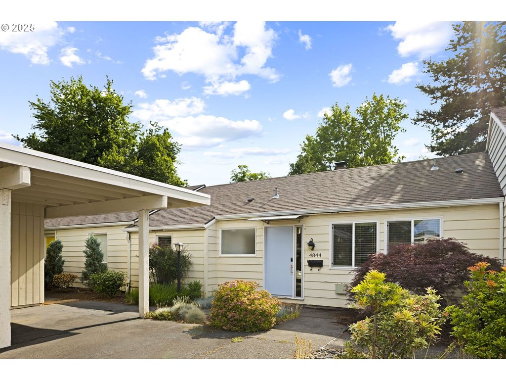 4844 Sw WEMBLEY Pl, Beaverton, OR 97005