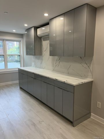 14441 78th Avenue 1, Flushing, NY 11367