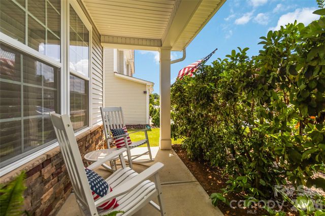 11062 River Oaks Drive NW, Concord, NC 28027