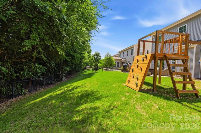 11062 River Oaks Drive NW, Concord, NC 28027
