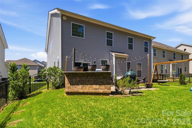 11062 River Oaks Drive NW, Concord, NC 28027