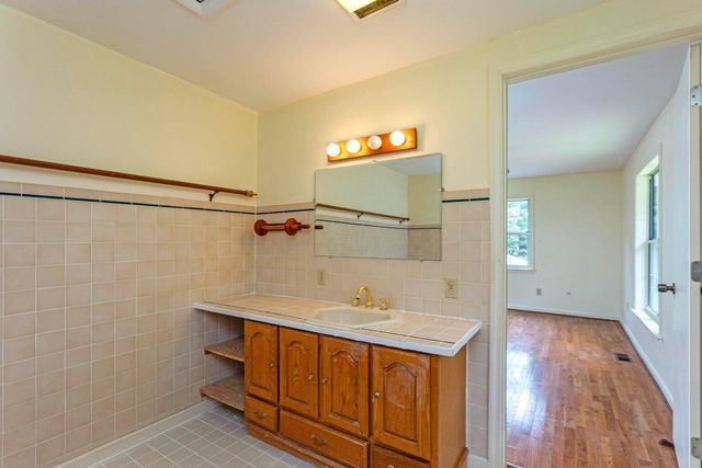 165 Paglen Ridge Drive, Pikeville, TN 37367