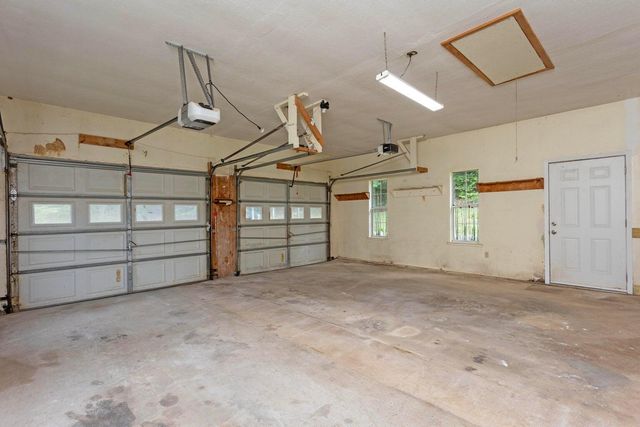 165 Paglen Ridge Drive, Pikeville, TN 37367